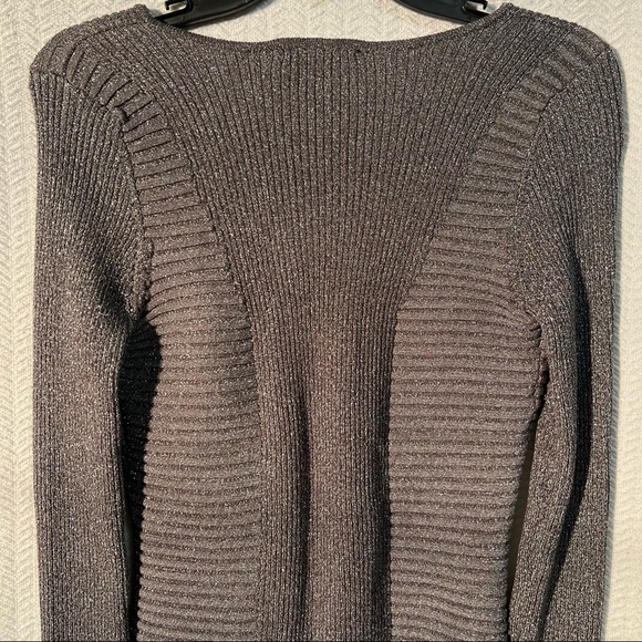 inc international concepts / grey and silver long sleeve deep v neck sweater - Picture 5 of 8
